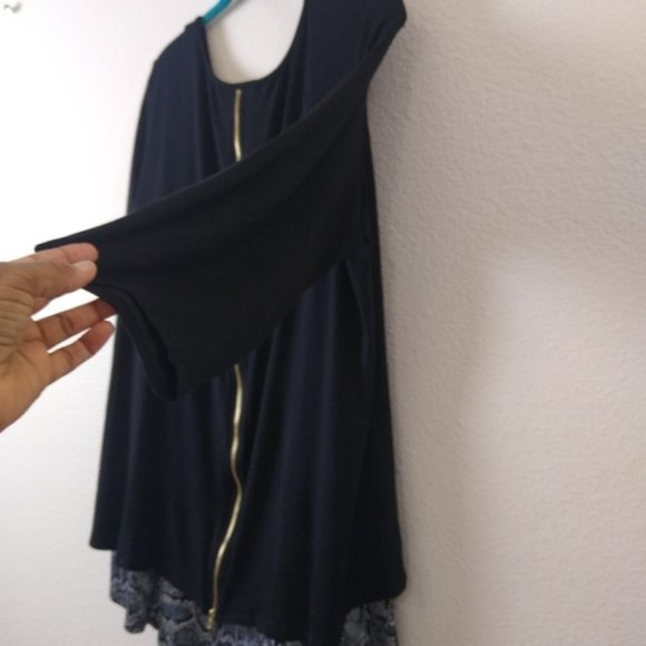 Plus 2X Avenue Black Animal Print Dual Layered Scoop Neck Zip BackTunic - Picture 10 of 12